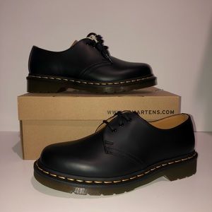 Dr. Martens 1461 Smooth Black Unisex Shoes